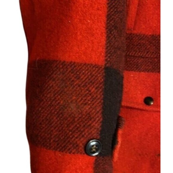 Vintage Johnson Mens Red Black Plaid Wool Hunting Jacket With Hood Multiple Pock - Picture 5 of 14